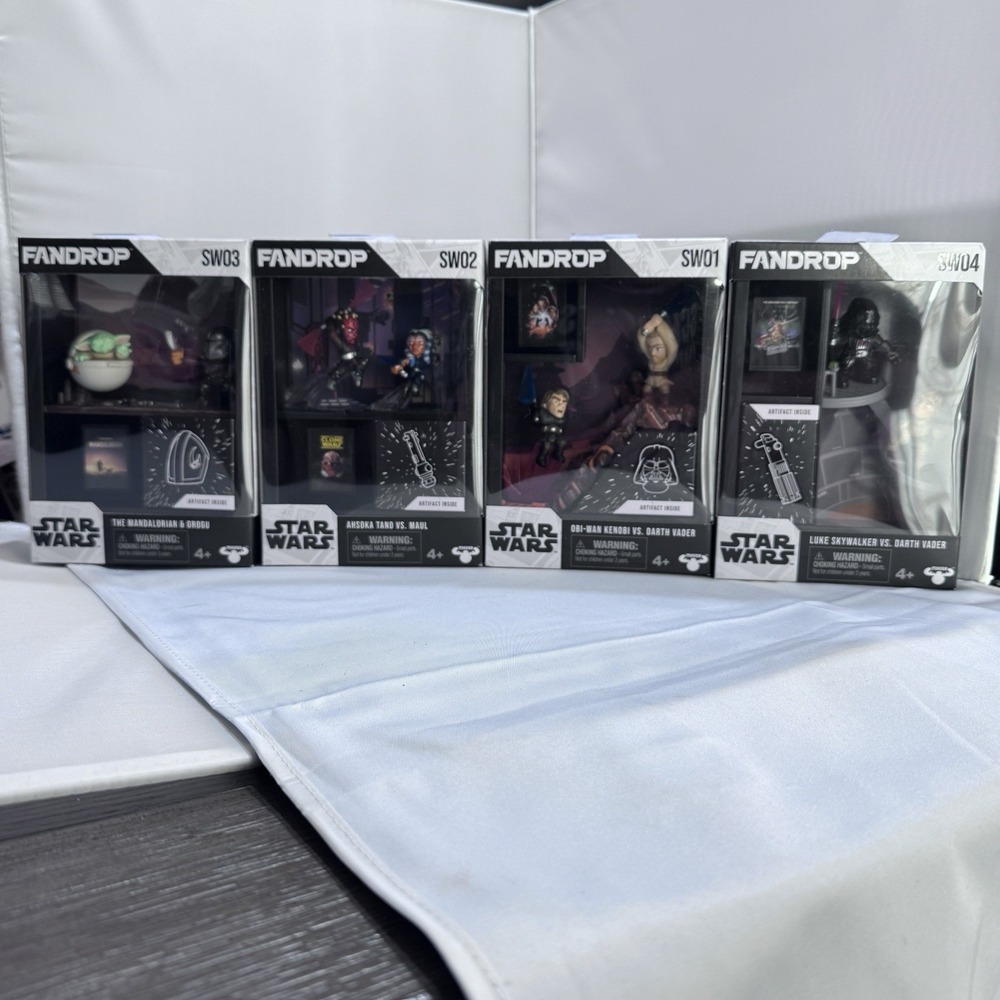 Star Wars FANDROP SW01 SW02 SW03 SW04 Set of 4 Moose Toys Action Figures NEW
